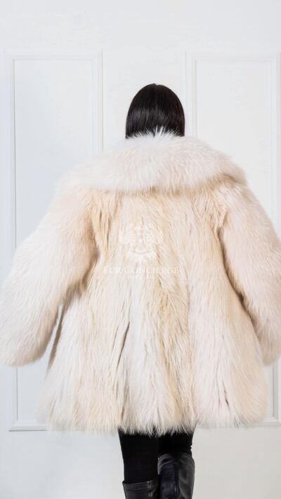 Arya | Luxury Scandinavian Artic Beige Finn Raccoon Fur Jacket With Huge Lavish Collar