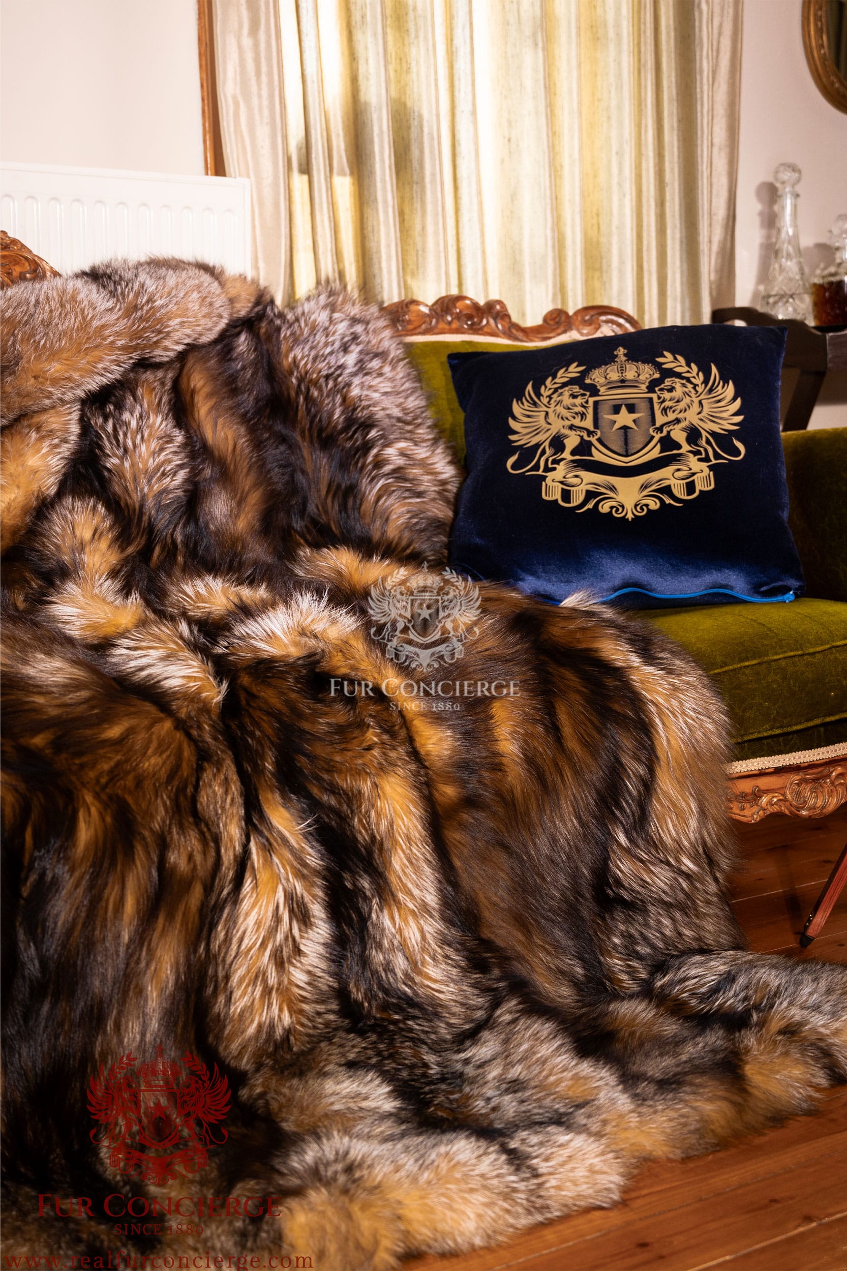 FUR BLANKETS/FUR THROWS