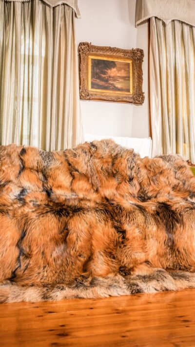 Perugia | Real Luxurious Norwegian Saga Gold Cross Fox Fur Blanket–Throw