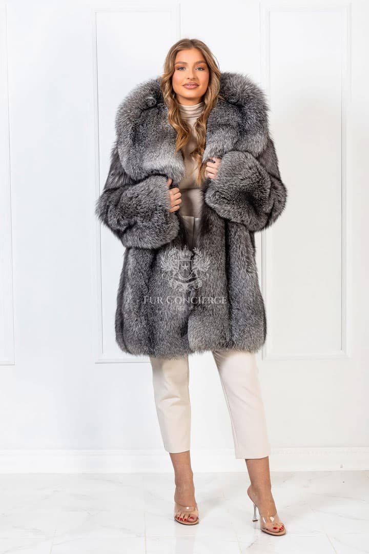 FUR JACKETS/COATS