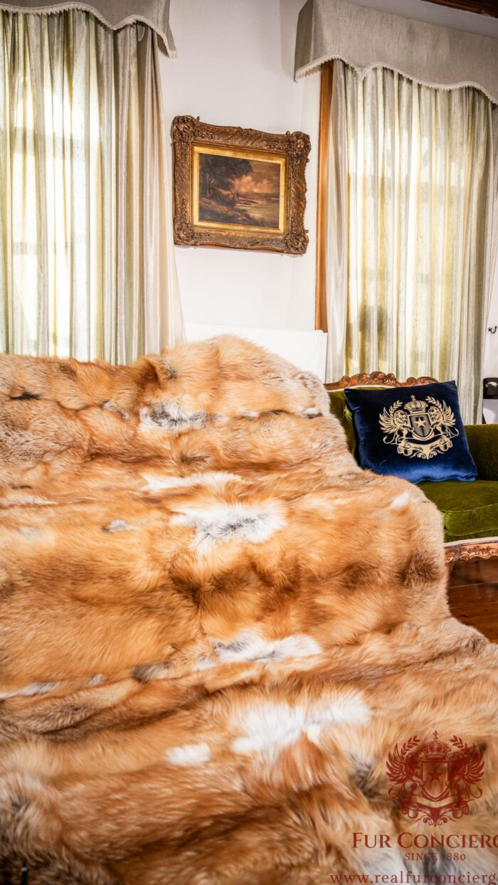 Lazio | Real Luxurious Norwegian Saga Gold Fox Fur Blanket –Throw